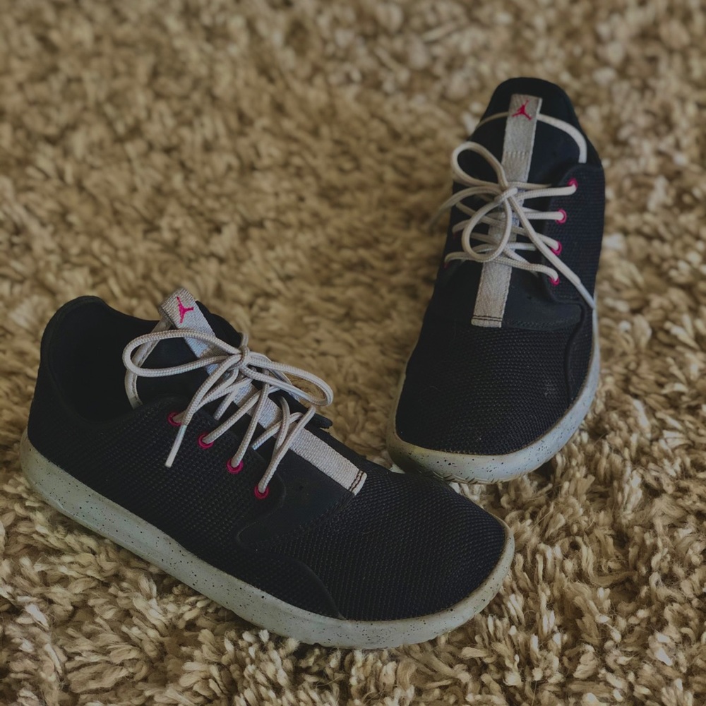 Jordan Eclipse - image 1